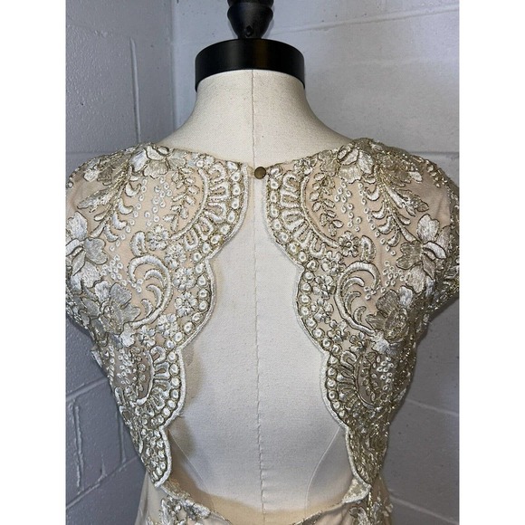 She And Sky Embroidered Bride Holiday Gold White Mini Dress Cutout Back L‎ - Picture 5 of 13